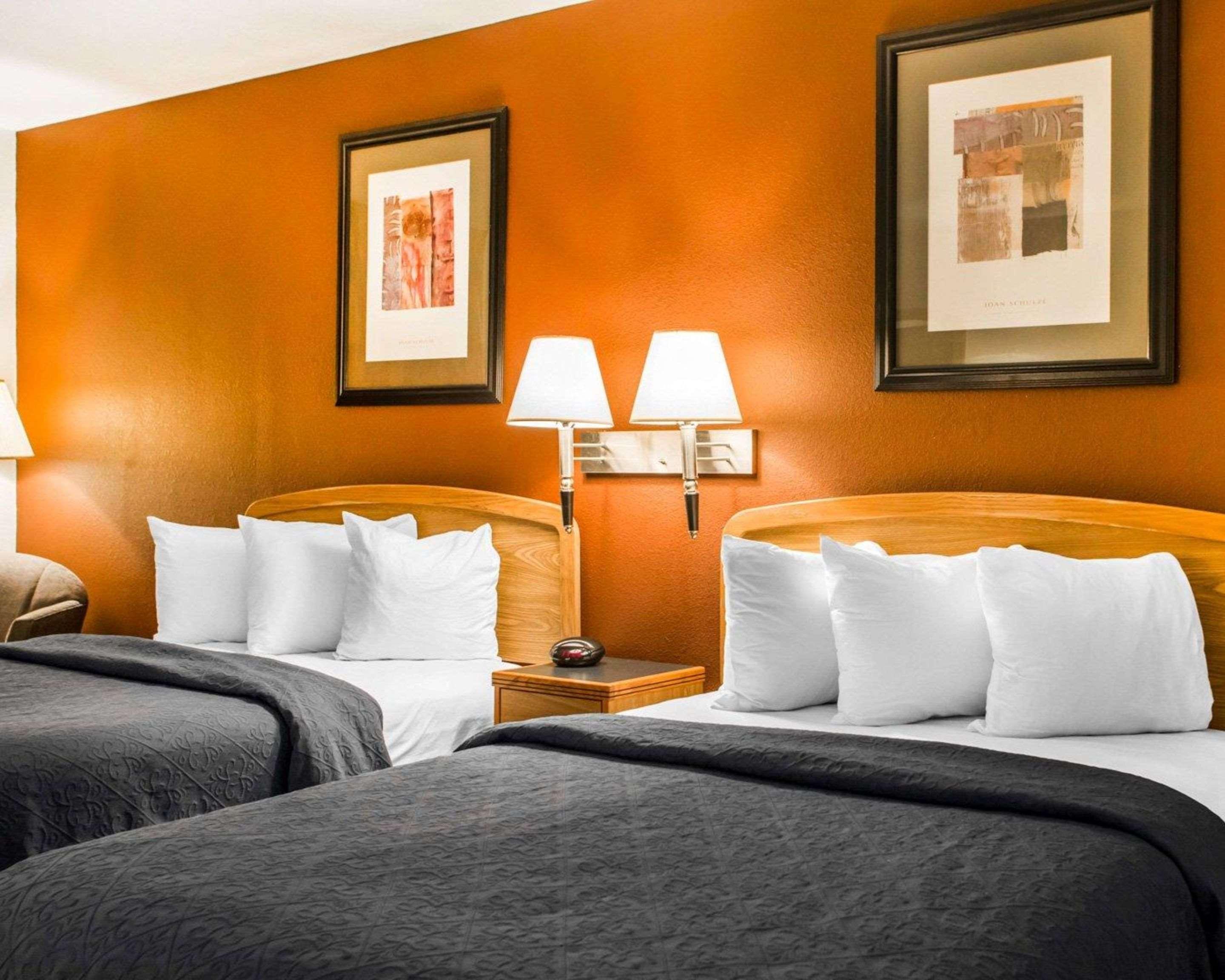 Quality Inn & Suites South-Obetz Exteriér fotografie