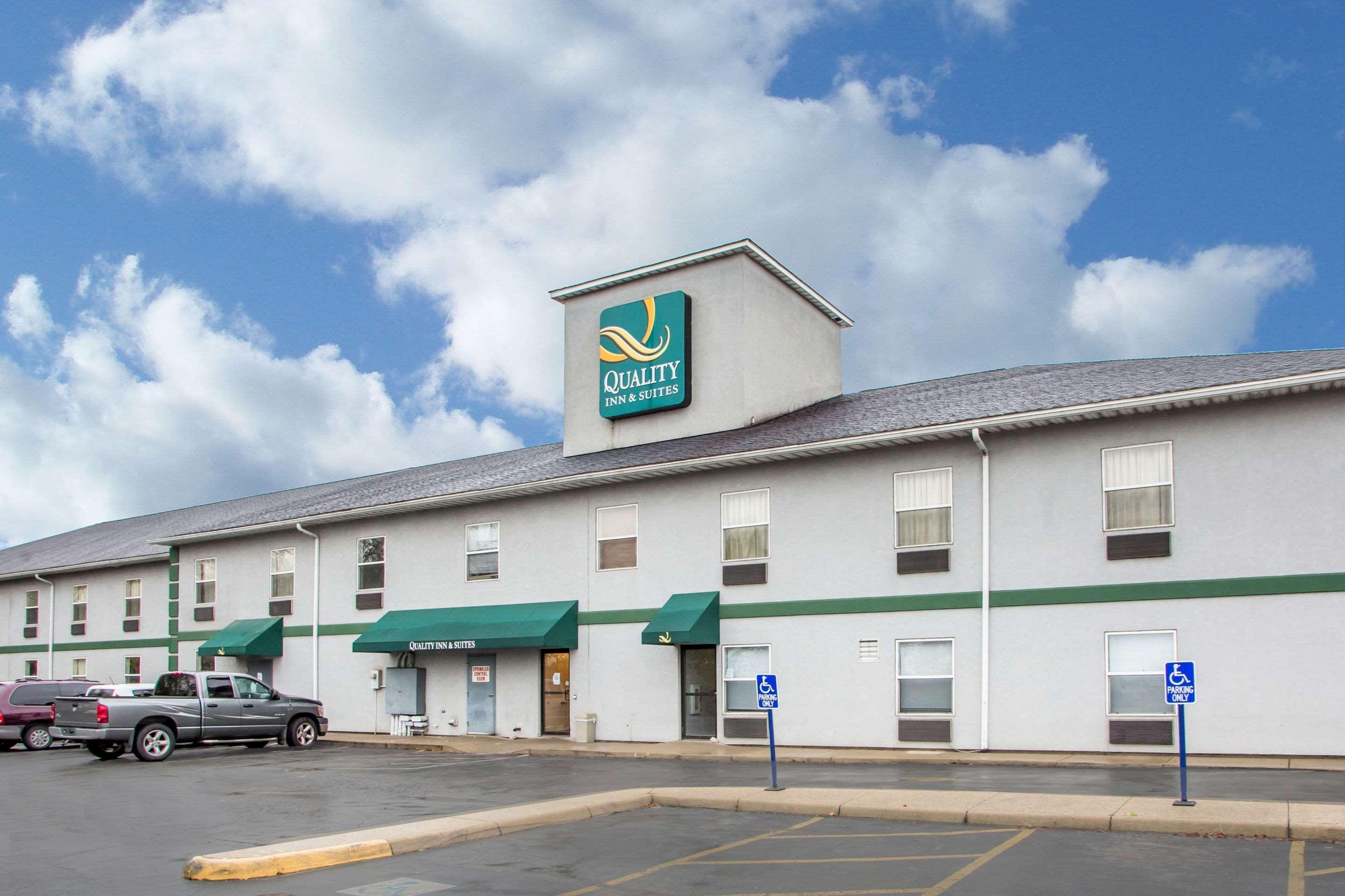 Quality Inn & Suites South-Obetz Exteriér fotografie